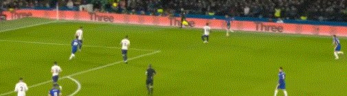 1642971348925094783.gif 华体会官网-【英超】齐耶赫世界波芒特助攻弟媳 切尔西2比0热刺
